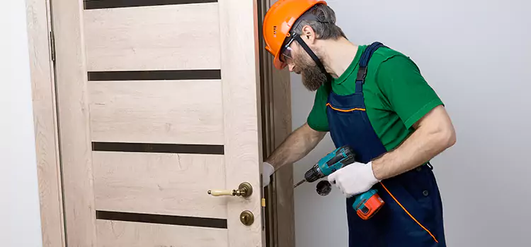 Replace Internal Door Handle with Lock Jenison